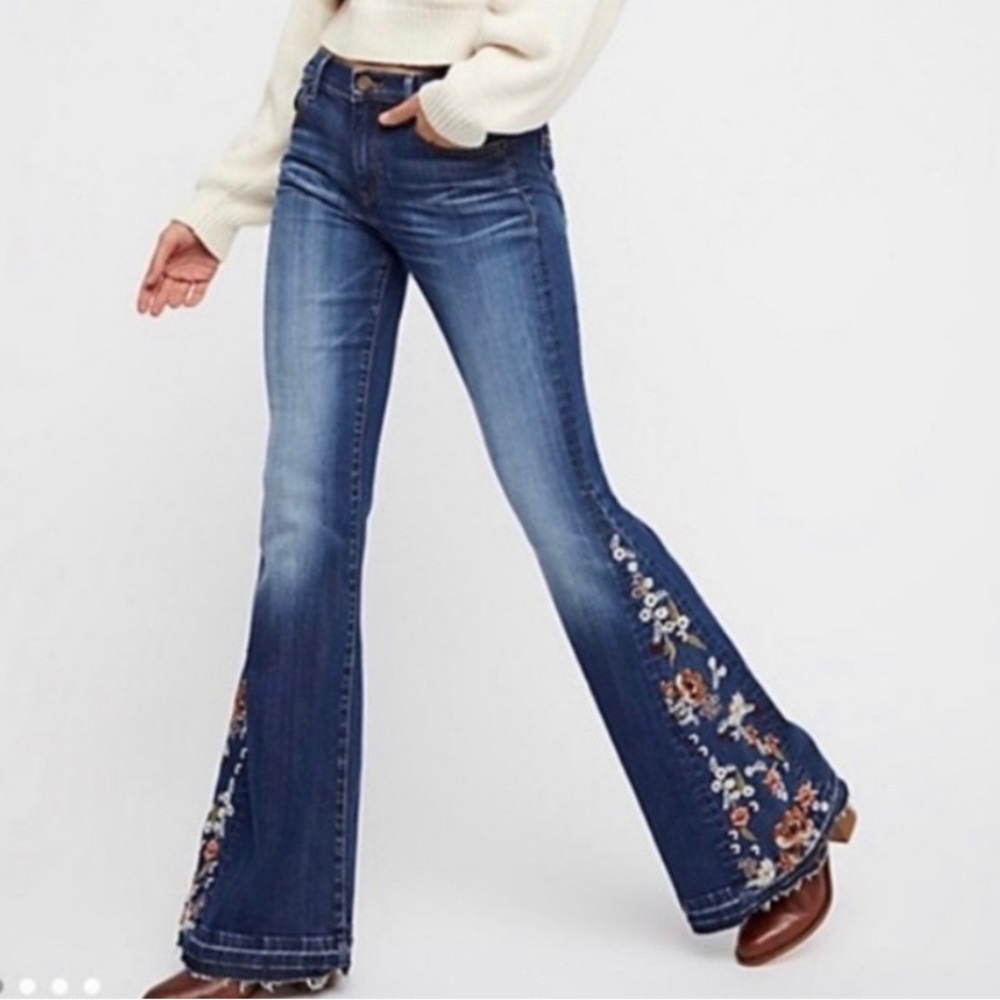 Worn Once - Driftwood Farrah Embroidery Flares!
